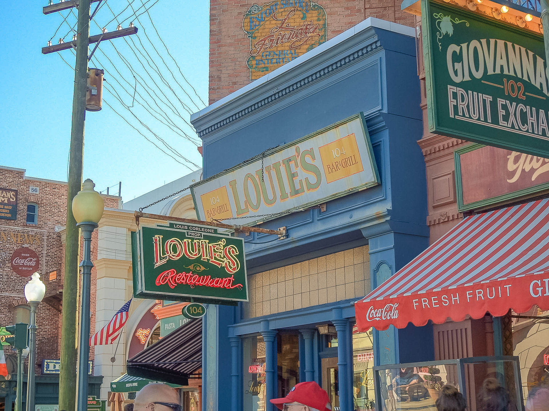 louie-s-italian-restaurant-at-universal-orlando-world-of-universal