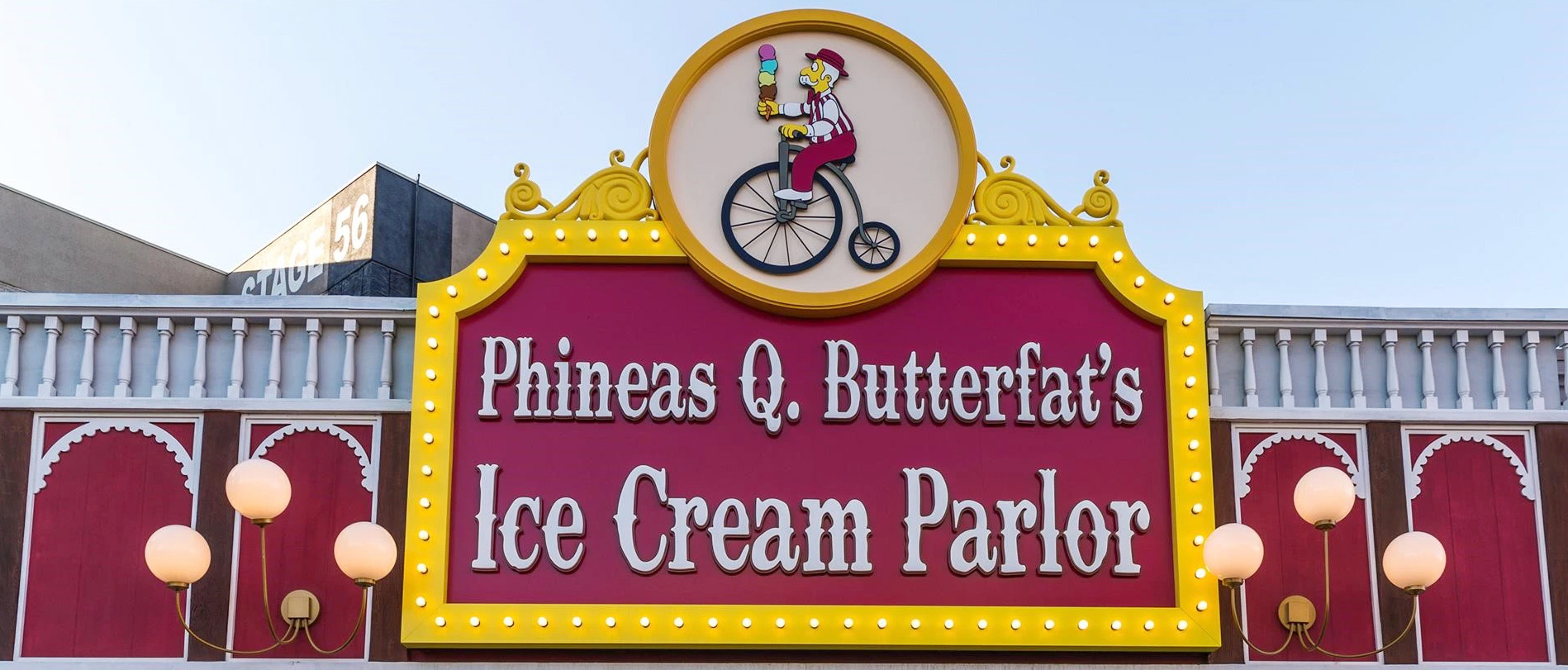 phineas-q-butterfat-s-ice-cream-at-universal-studios-hollywood-world